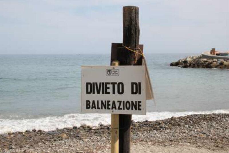 divieto-balneazione-