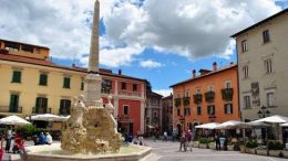 tagliacozzo-piazza-obelisco